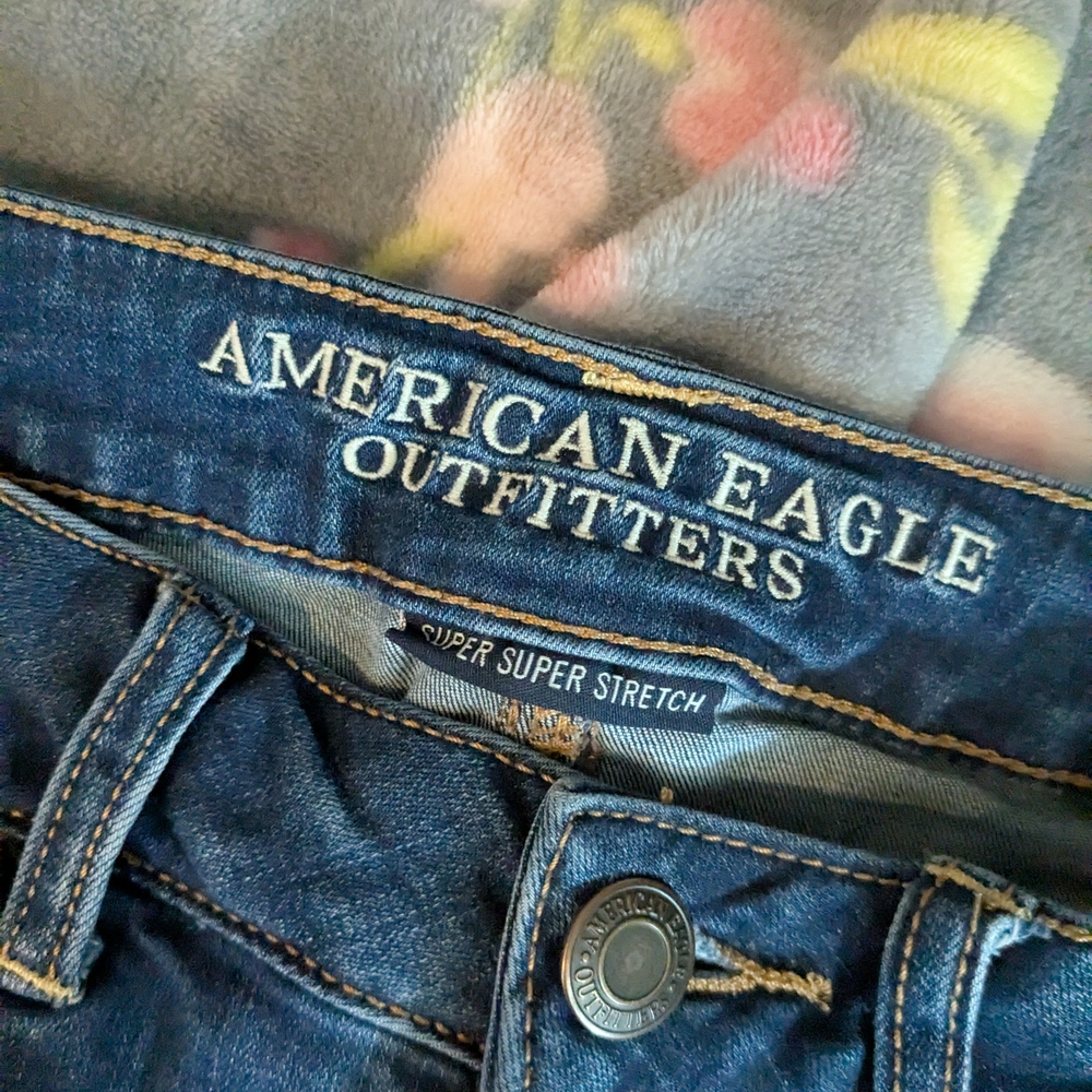 American Eagle Outfitters High Rise Jeans - Blue